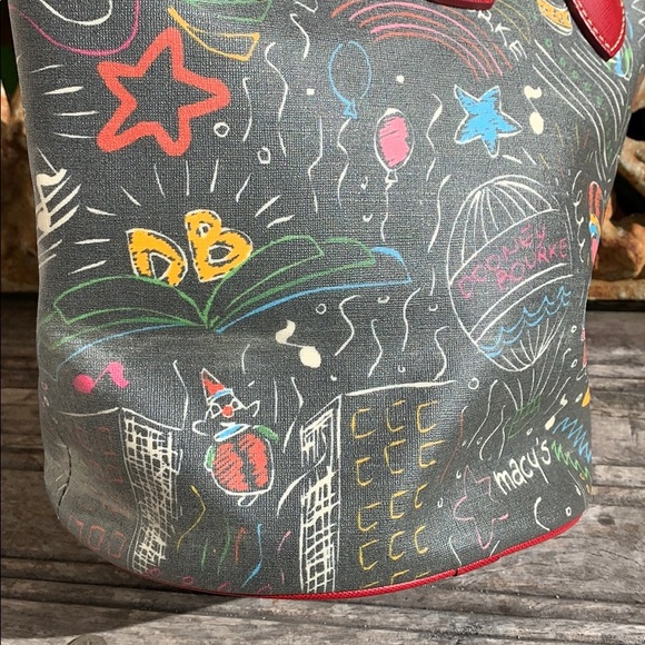 SOLD!!!!  🌺Rare Macy's Dooney & Bourke Anniversary Purse - Picture 8 of 15